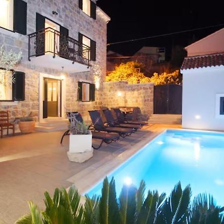 Villa Filipetti With Heated Pool มาคาร์สกา ภายนอก รูปภาพ