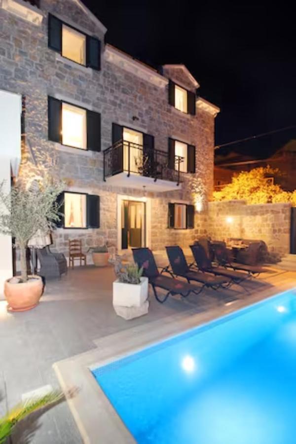 Villa Filipetti With Heated Pool มาคาร์สกา ภายนอก รูปภาพ