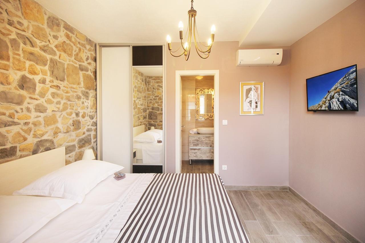 Villa Filipetti With Heated Pool มาคาร์สกา ภายนอก รูปภาพ